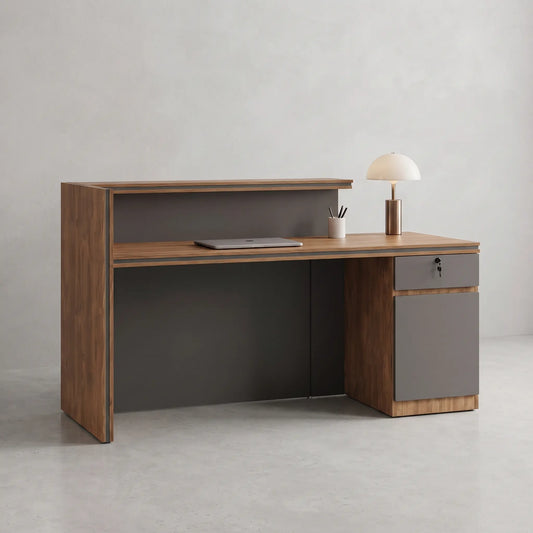 Maci Reception Counter